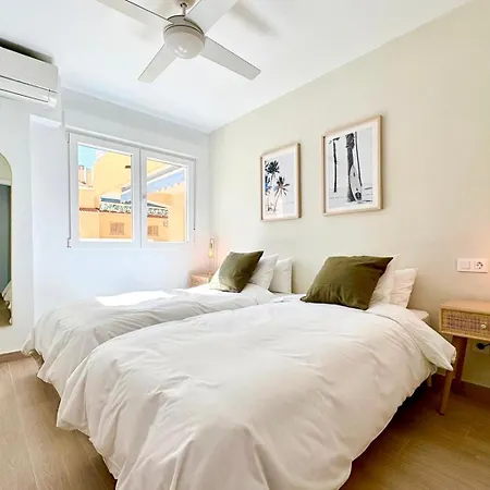 Sunshine Hosting, Playa 1min, Gran Terraza Apartment El Campello