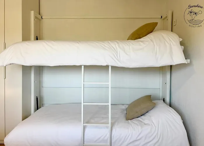 Apartment Sunshine Hosting, Playa 1min, Gran Terraza *