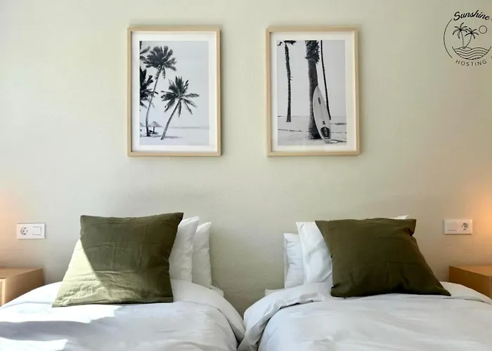 Sunshine Hosting, Playa 1min, Gran Terraza Apartment